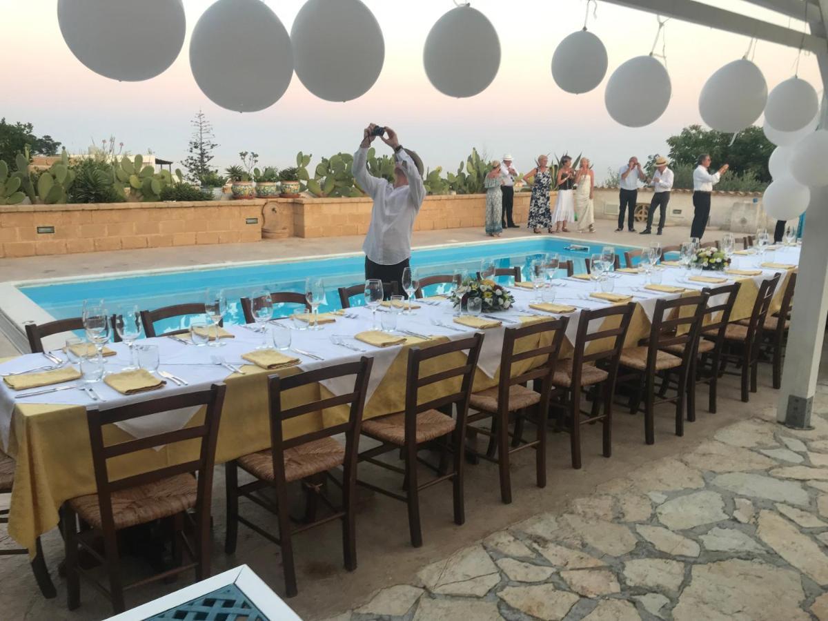 Villa Ceni - Appartamenti Con Camere, Cucina, Wc E Terrazza Sul Mare In Villa Con Piscina, Giardino E Parcheggio Marinella di Selinunte Exterior foto