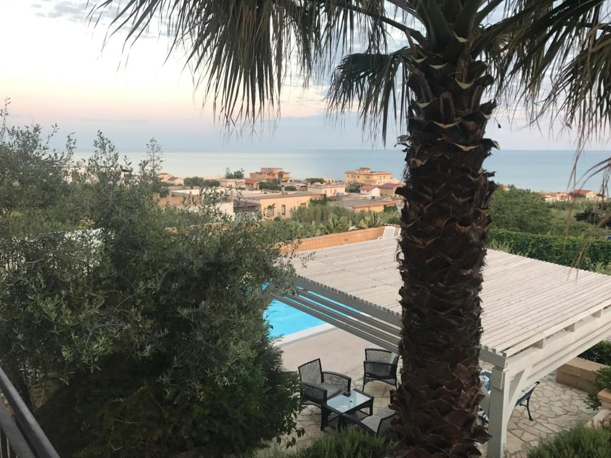 Villa Ceni - Appartamenti Con Camere, Cucina, Wc E Terrazza Sul Mare In Villa Con Piscina, Giardino E Parcheggio Marinella di Selinunte Exterior foto