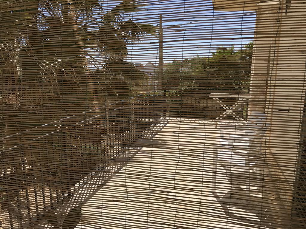 Villa Ceni - Appartamenti Con Camere, Cucina, Wc E Terrazza Sul Mare In Villa Con Piscina, Giardino E Parcheggio Marinella di Selinunte Exterior foto