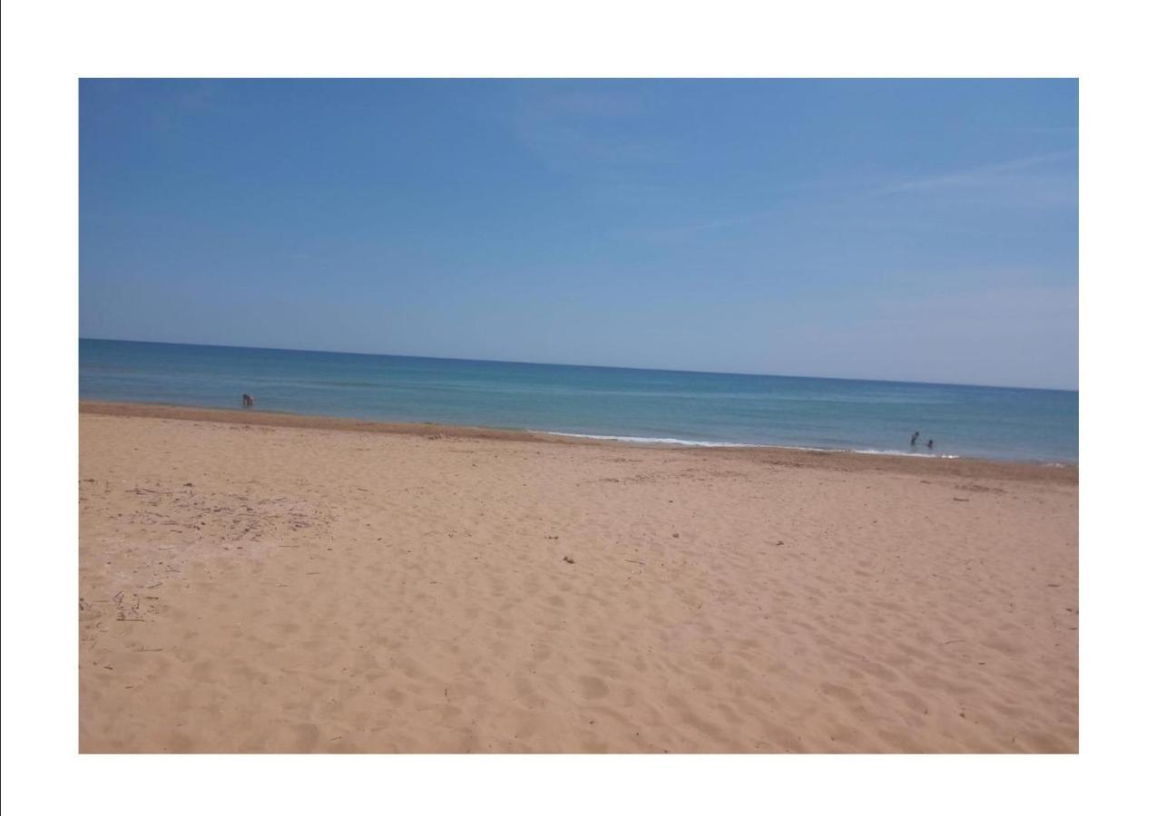 Villa Ceni - Appartamenti Con Camere, Cucina, Wc E Terrazza Sul Mare In Villa Con Piscina, Giardino E Parcheggio Marinella di Selinunte Exterior foto